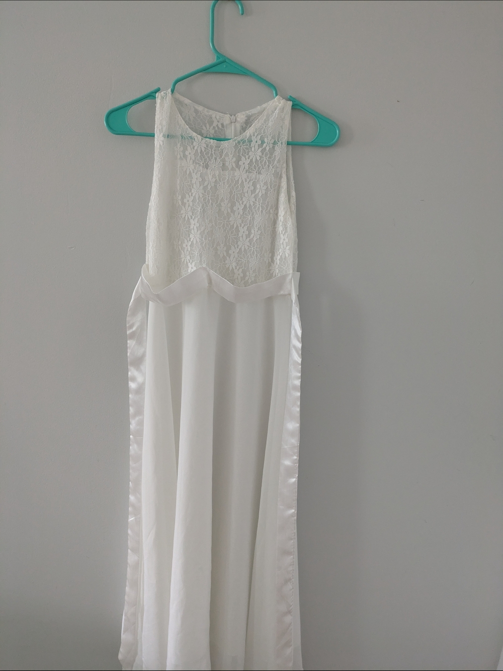 White Lace Sheer Overlay Sleeveless Dress Size S Satin Tie Back Maxi